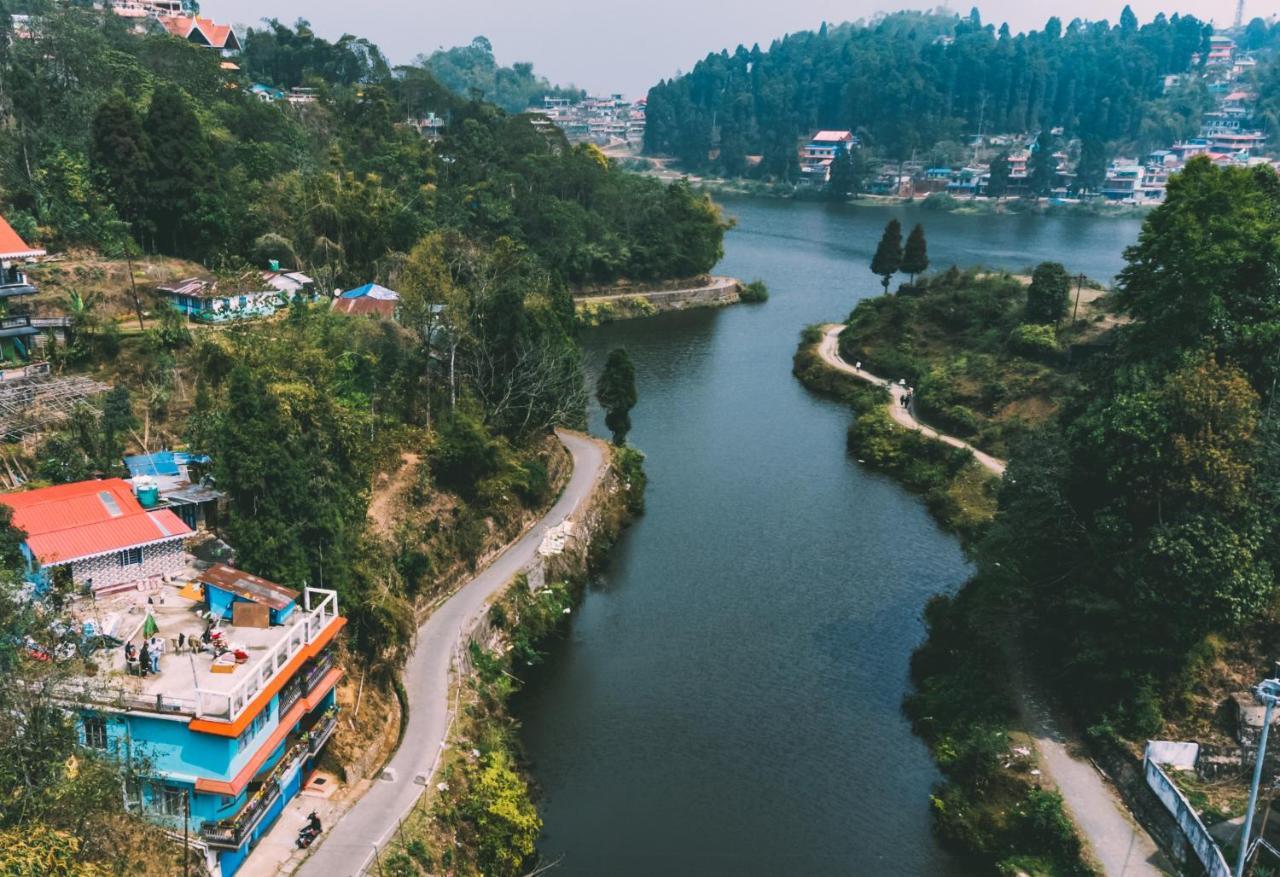 Pradhan Homestay Mirik - Homestay Beside Mirik Lake المظهر الخارجي الصورة