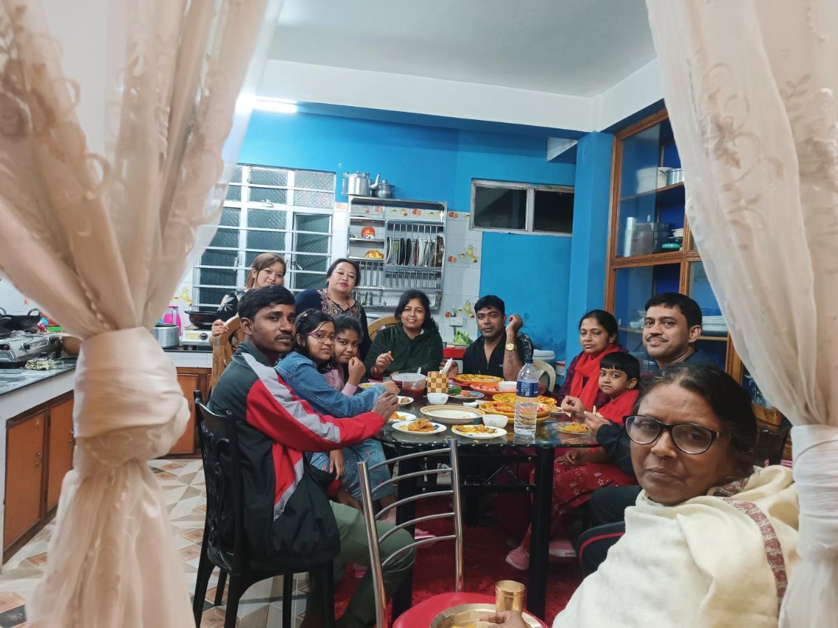 Pradhan Homestay Mirik - Homestay Beside Mirik Lake المظهر الخارجي الصورة