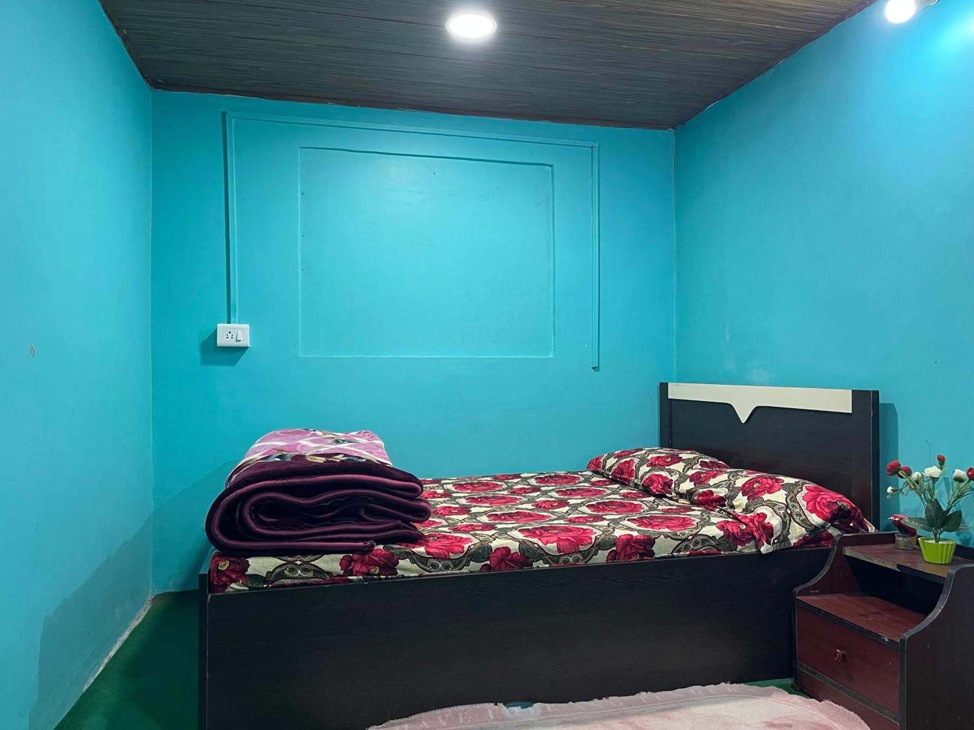 Pradhan Homestay Mirik - Homestay Beside Mirik Lake المظهر الخارجي الصورة